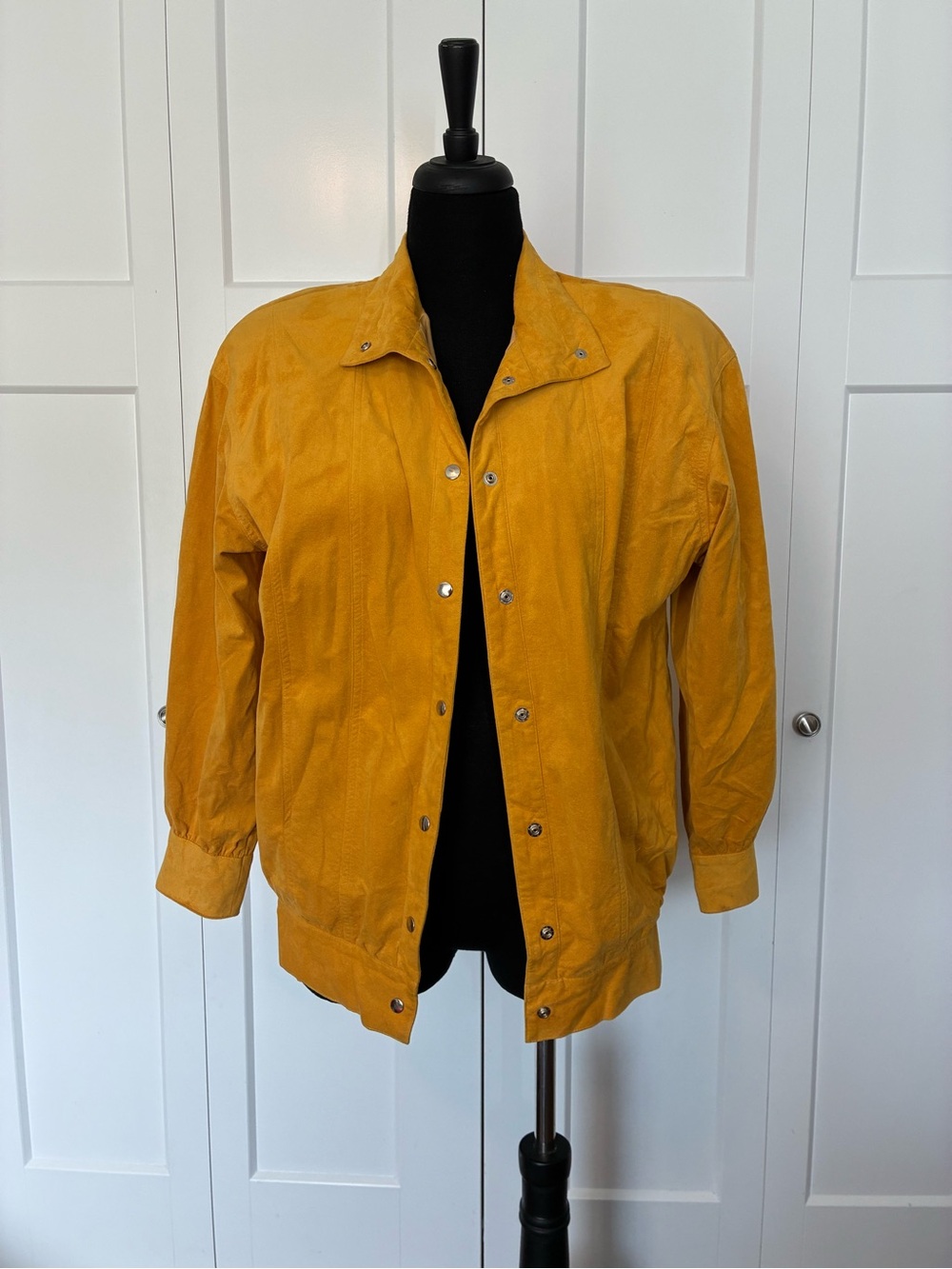 Harlan S Women’s Suede Leather Mustard Yellow Lightweight Bomber Jacket Vintage